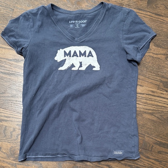 Life Is Good Other - Life Is Good Navy Short Sleeve V-Neck 'MAMA' Bear Tee